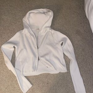 BRANDY MELVILLE/ JOHN GAULT ZIP UP